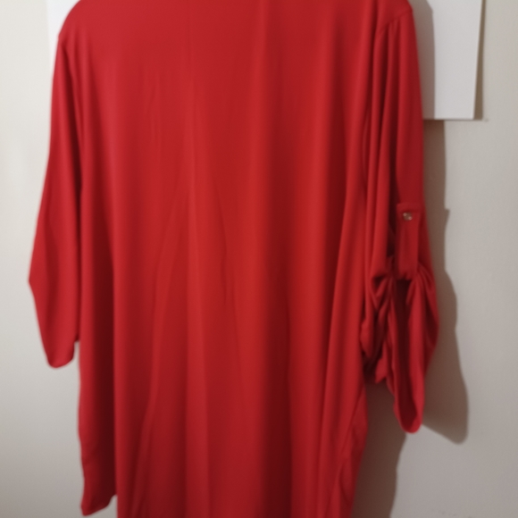 Catherines Malandrino Women's Red Roll-Tab Shirt New Size 2X, 1X - Picture 4 of 9